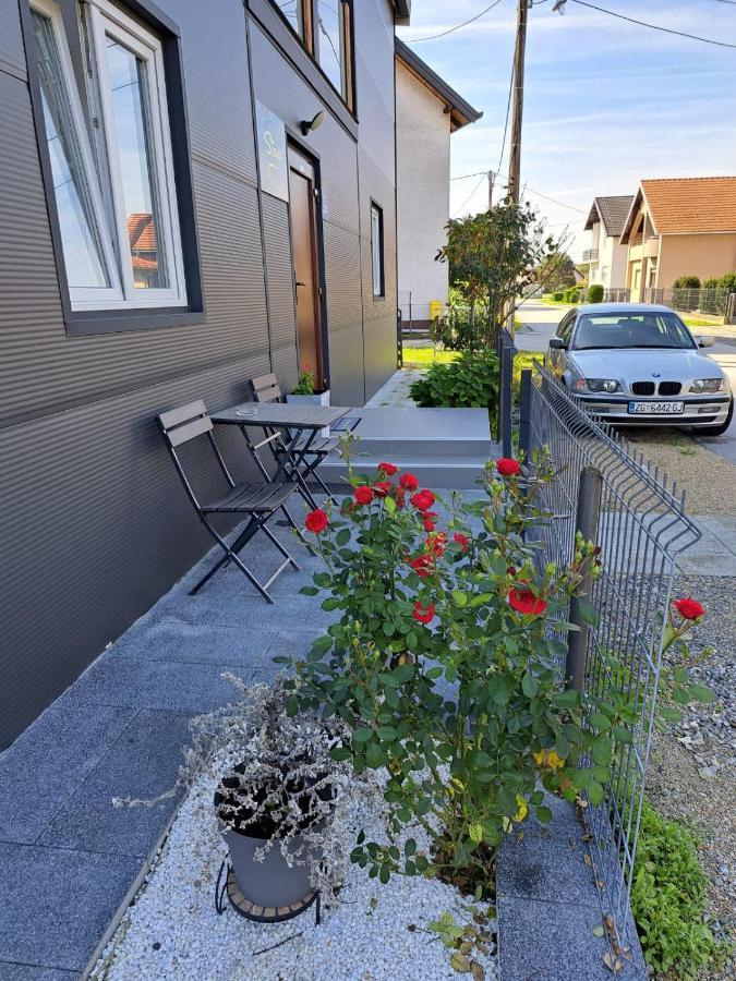 Apartments Stars ヴェリカ・ゴリツァ エクステリア 写真